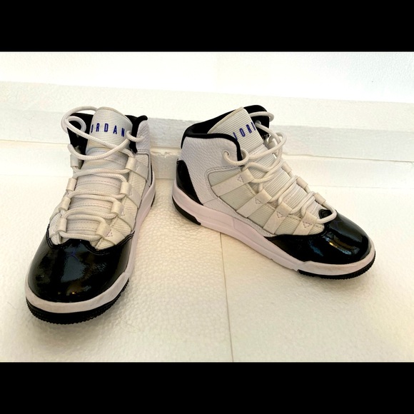 Jordan Other - Jordan children’s size 11C high top sneakers